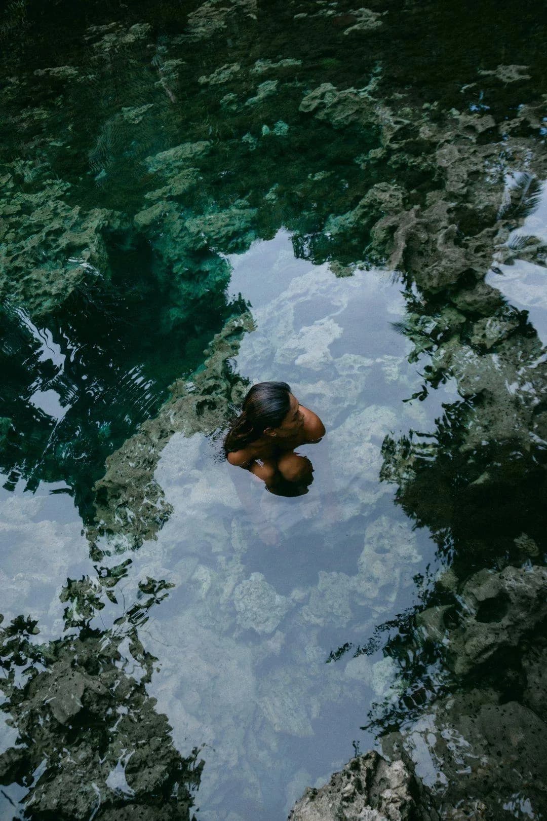 Vista aérea del cenote natural de Selvarum