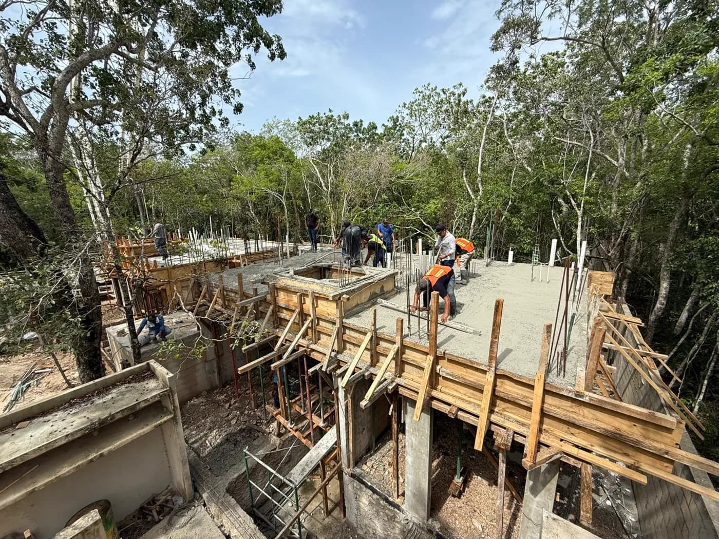 Selva Maya houses under construction